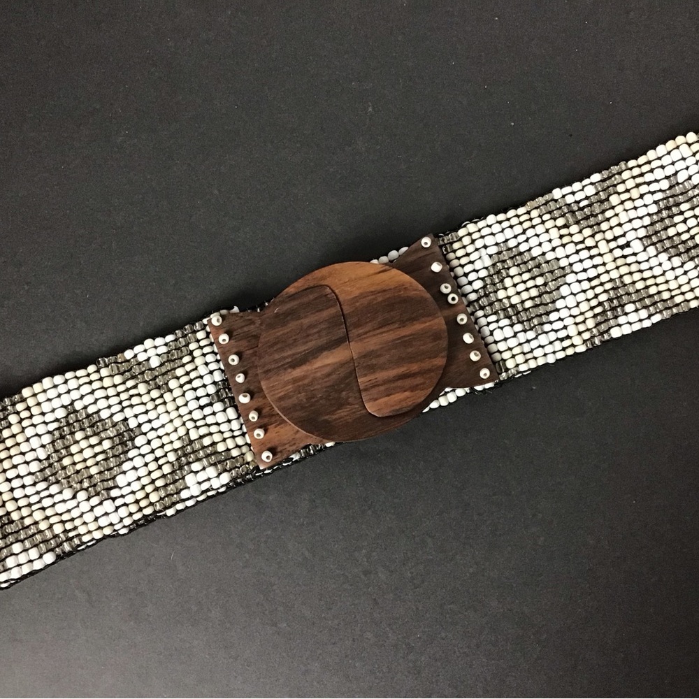 MCM Gerda Lynggaard Monies Danish Design Teak Wood Buckle Beaded Belt Vintage
